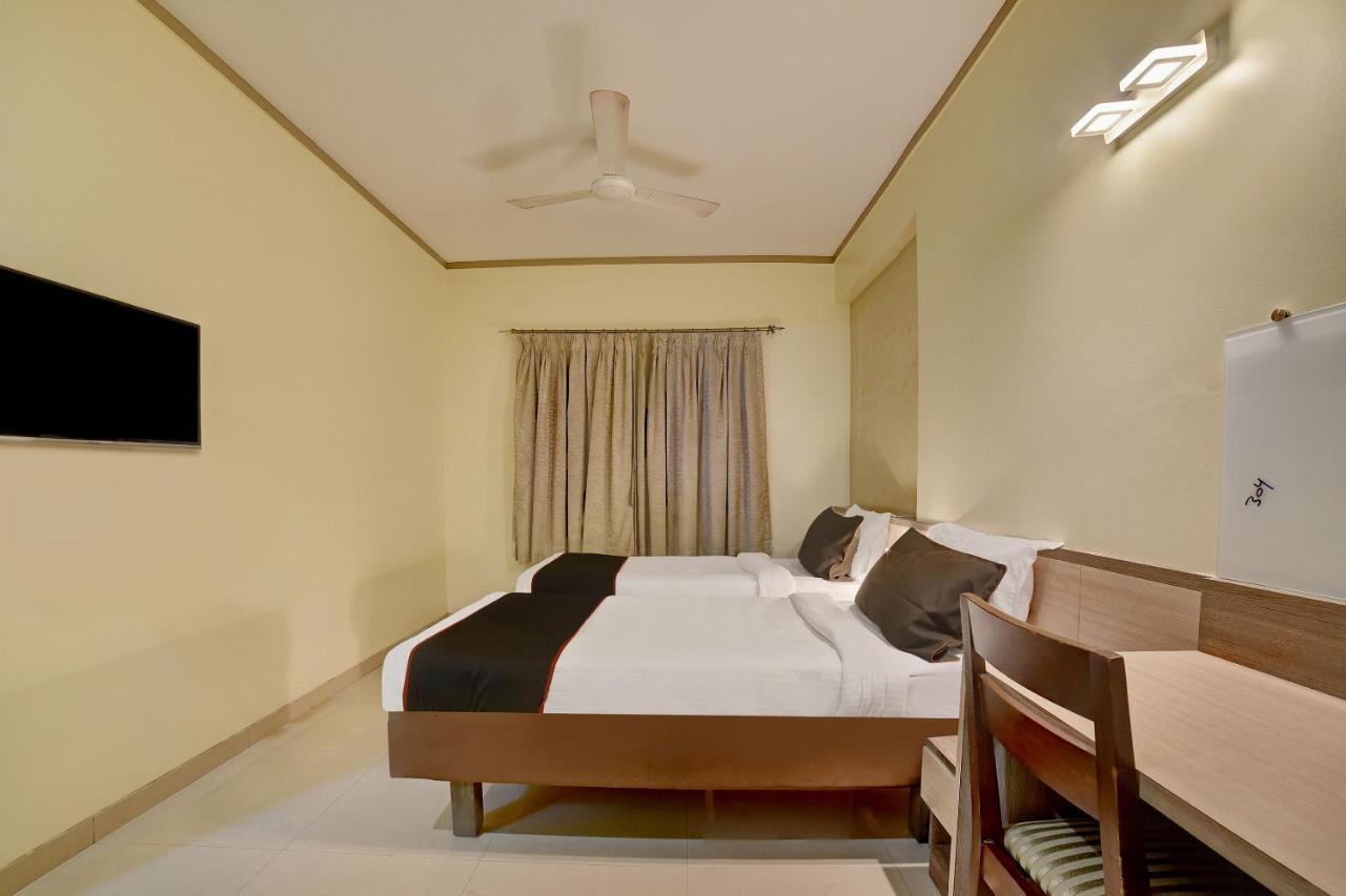 Collection O Kapil Residency Parage Chowk Near Lal Mahal Pune Luaran gambar
